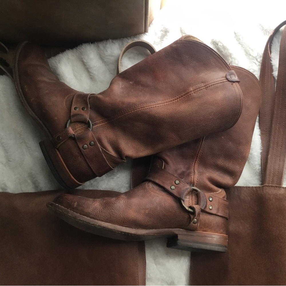 Frye Wyatt Harness Boots S:8 1/2 B EUC